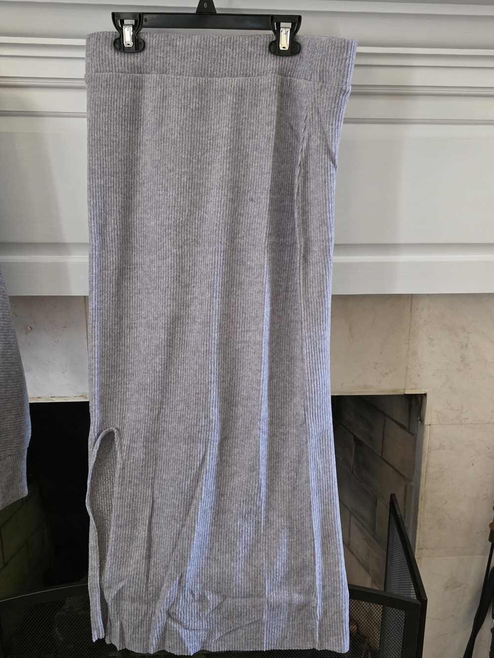 Zenana Outfitters Light Gray Cropped Ribbed Knit Sweater & Skirt Set - Picture 3 of 5